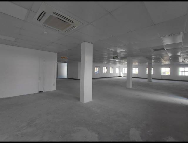 324M² OFFICE TO LET IN BRYANSTON